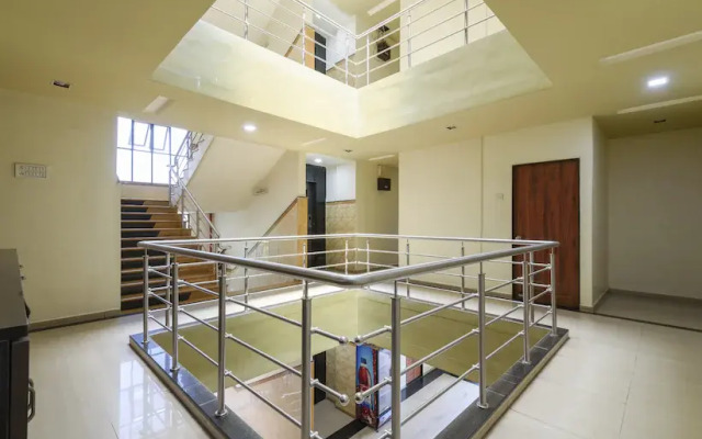 Hotel Shiv Tej Residency