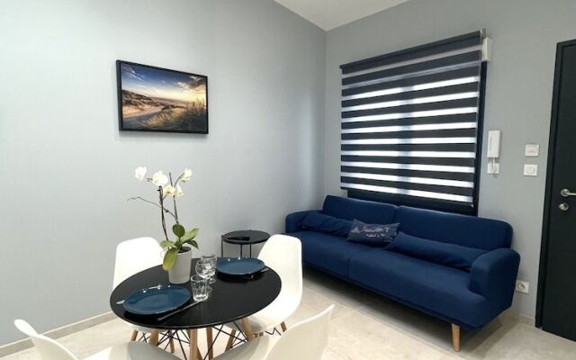 Montreuil Appart Holidays SAS