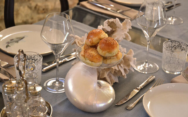 Scilla Maris Charming Suites-Restaurant