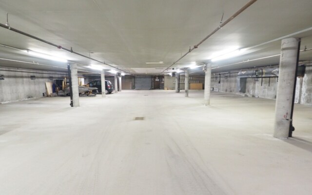 241 Boothbay - 1 Br Condo