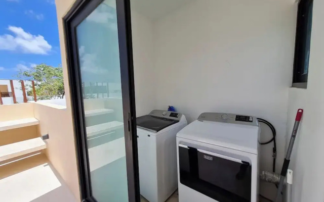 Casa Mexicana Moderna - Piscina Privada