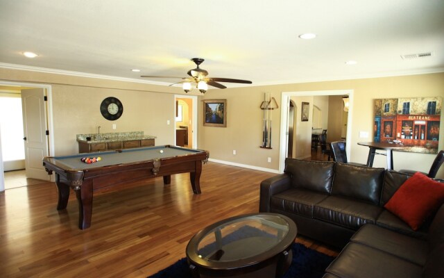 Presidio - 6 Bedroom Home - Scottsdale