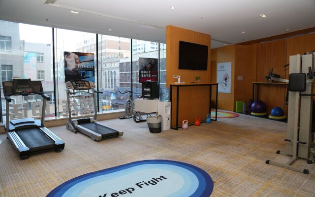 Holiday Inn Express Dalian City Centre, an IHG Hotel