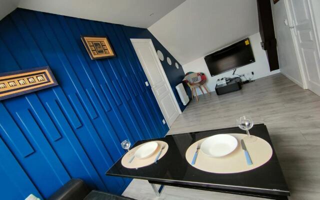 Les Lofts De Provins: Apt 4