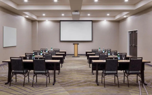 Courtyard Prince George