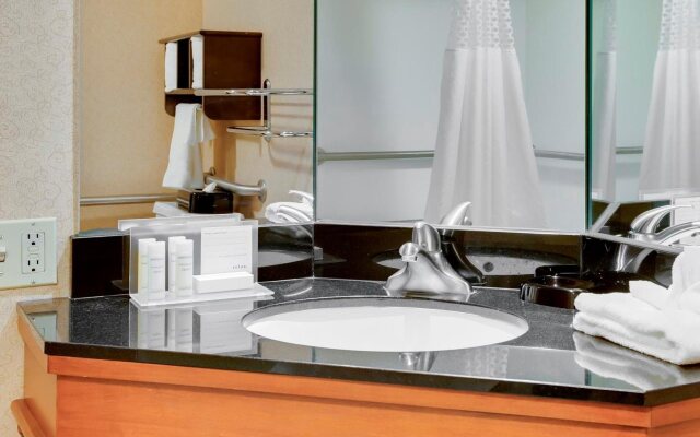 Hampton Inn Pittsburgh-Airport