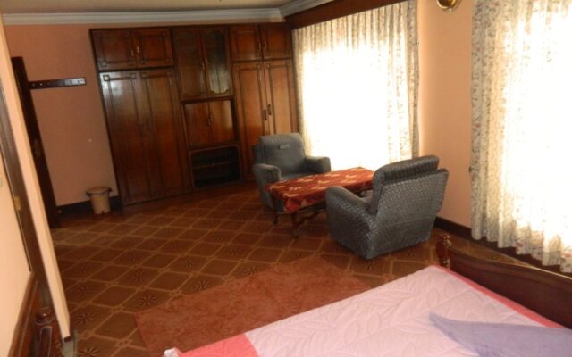 Hotel Devachan