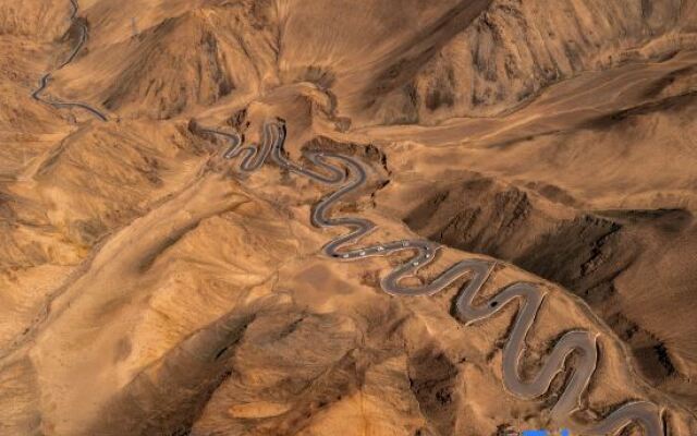 Wanda Moments, Taxkorgan Pamir