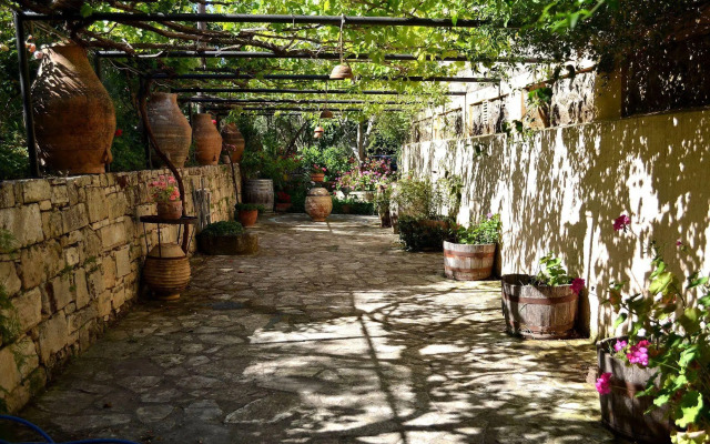 Viglatoras Traditionals Apartments