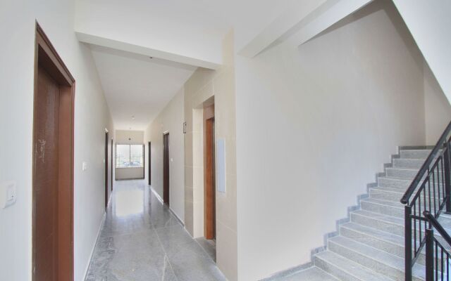 OYO 9419 Manu Residency