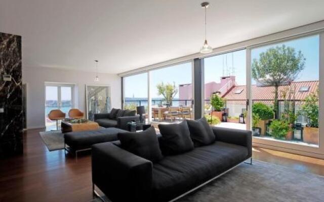 Portuguese Living Chiado Penthouse