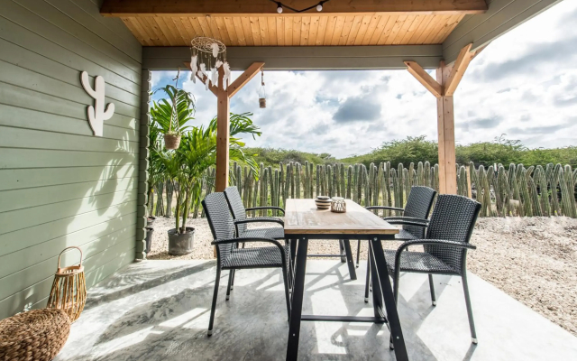 Woodz Bonaire