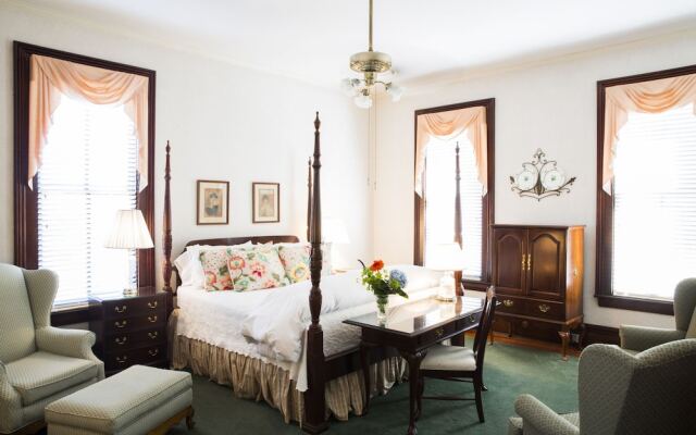 The Paxton- a Historic House Hotel