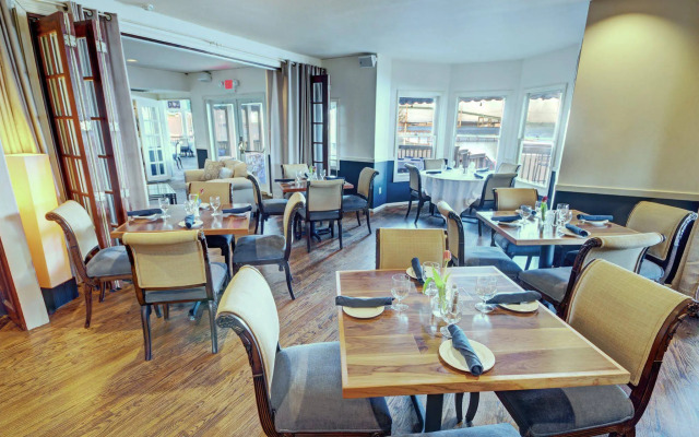 Club Wyndham Bay Voyage Inn