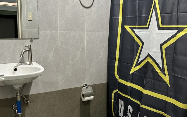 Backpackers Port Barton