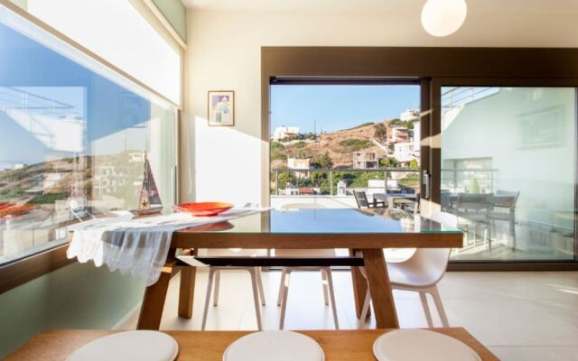 Luxurious Rikas Villa