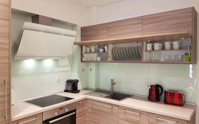 Laura White Tower Apartment