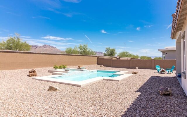 3 Bedroom Home with Outdoor Pool