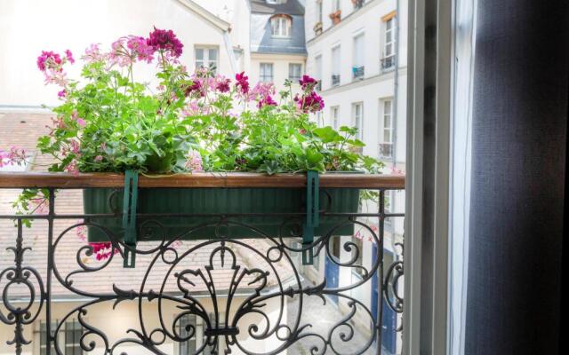 Hôtel Jeanne d'Arc Le Marais