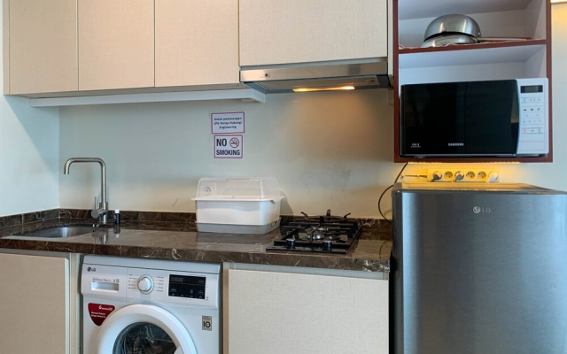 Nice Studio At 17Th Floor Green Sedayu Apartment