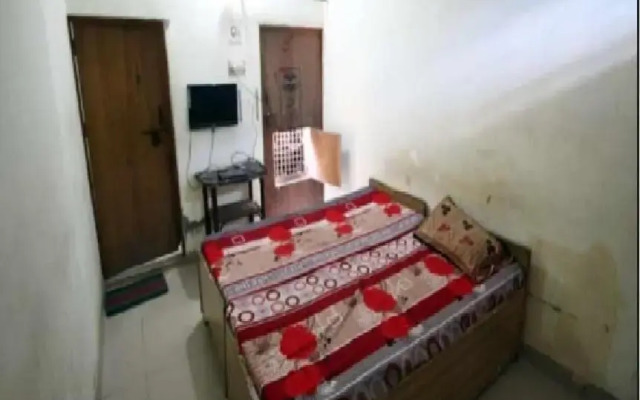 New Agra Guest House By WB Inn