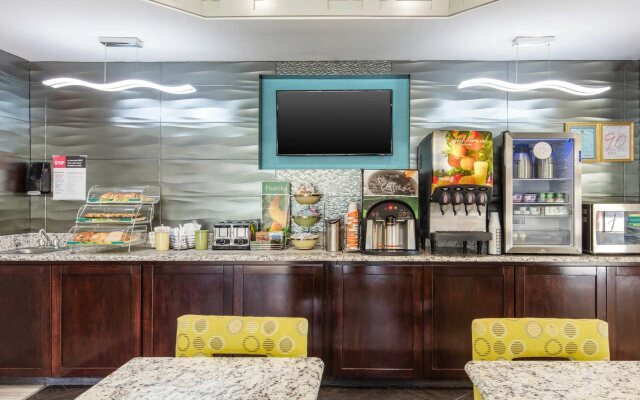 Quality Inn & Suites Montgomery East Carmichael Rd