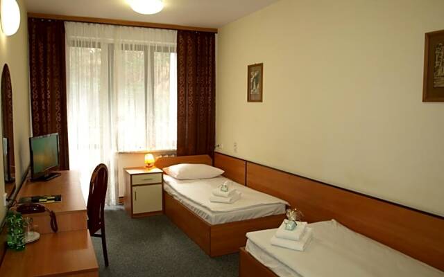 Hotel Echo