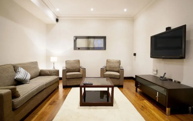 One Thirty Queensgate