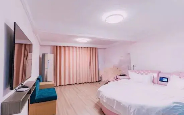 Yuannan Lechang E-sports Hotel