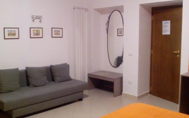 DolceVita Sorrento Guest House