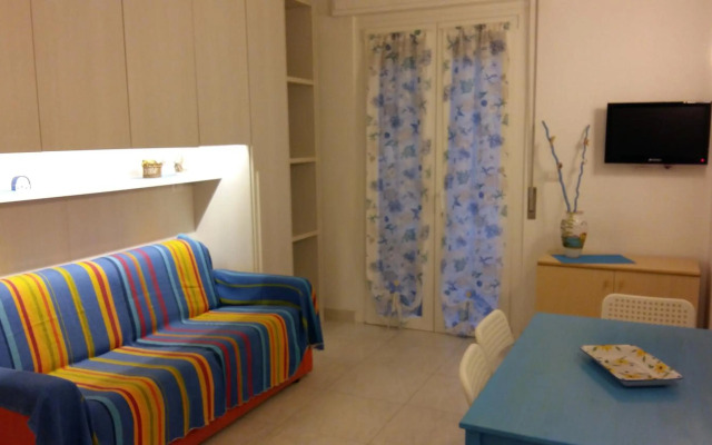 Appartamento al mare con giardino