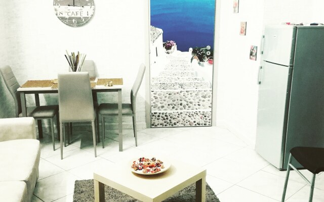 Giannas relax