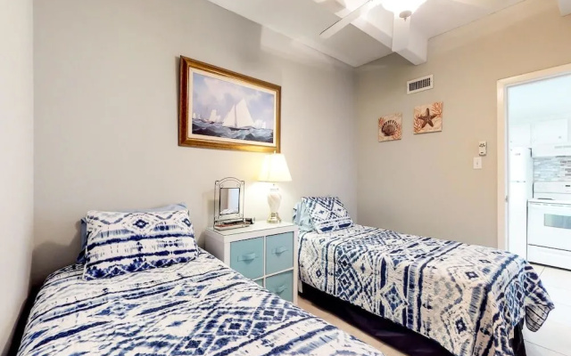 Aquarius Condos