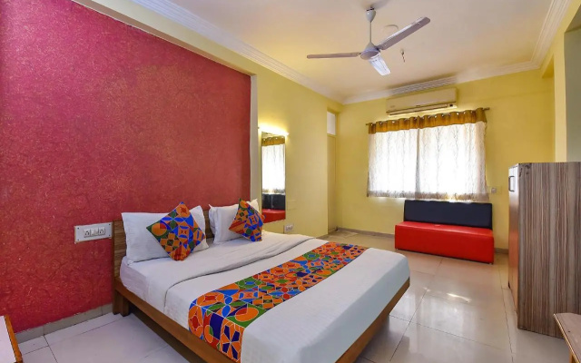 Fabexpress Vibrant Residency