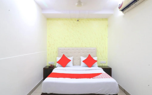 Oyo 40402 Hotel Kirandeep