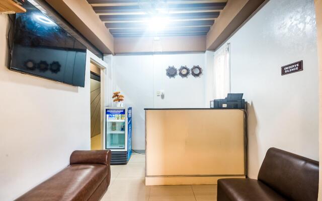 OYO 569 Alt Complex (Vaccinated Staff)