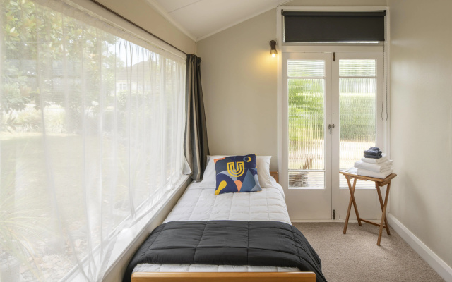 U Studios Masterton, SureStay Collection by BW – Guest Rooms – Masterton