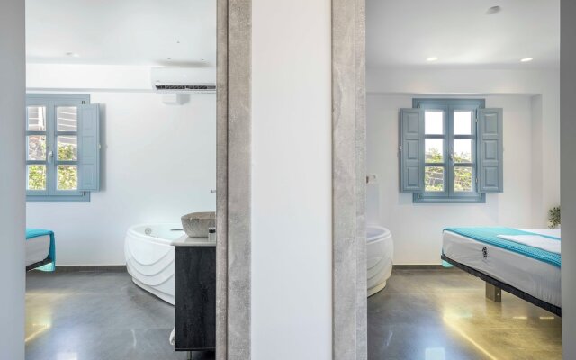 BlackStone Luxury Suites