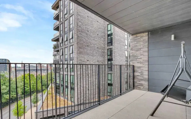 Chic 3-bedroom Condo