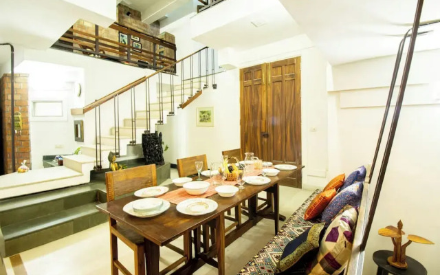 Opulent Antique 3br Villa in Gurugram