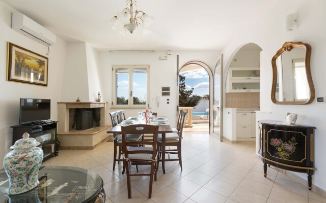 2758 Villa Ester by Barbarhouse