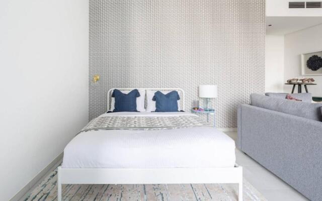 Frank Porter - Marquise Square