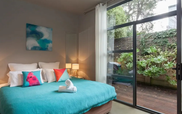 The Love Shack - romantic bungalow