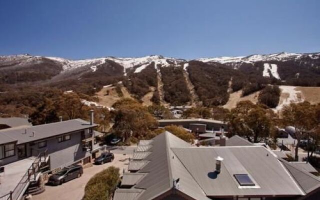 Snowgoose Apartments