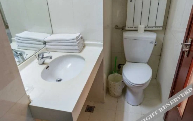 72 Apartment (Shenyang Yishijie Furniture Building A)