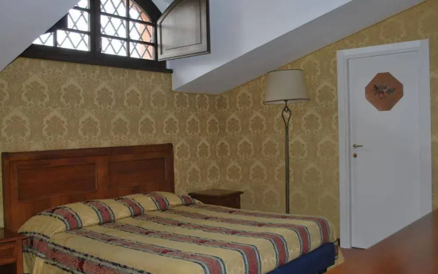 Residence Casale Mostacciano