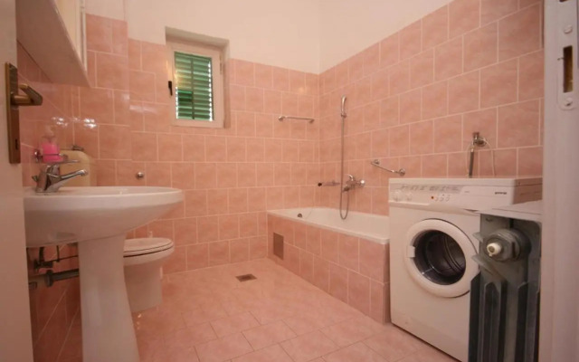 Apartments by the sea Turanj, Biograd - 6445