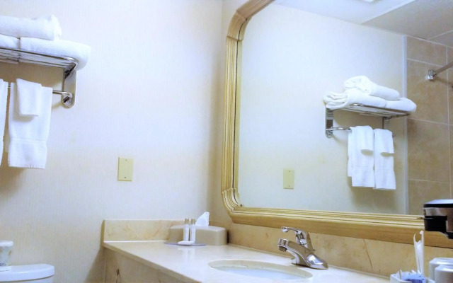 Travelodge by Wyndham Vancouver Airport