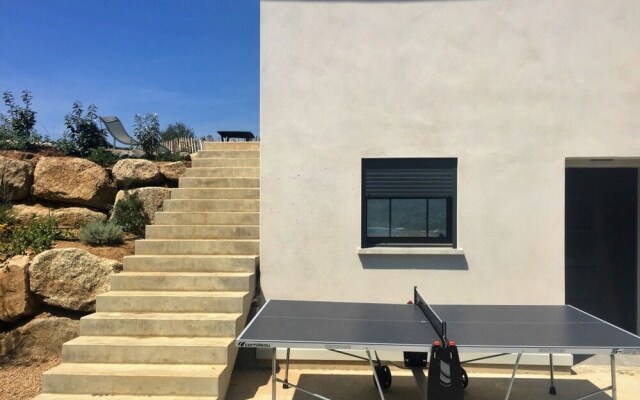 Villa-appartement Propriano - Sunny, 3-bedroom Apartment With Furnishe