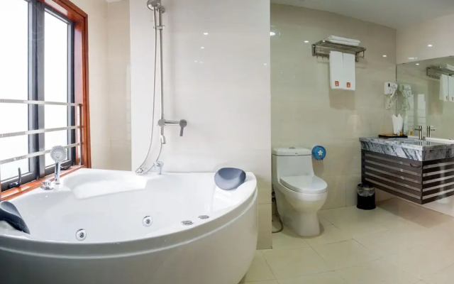 Thai Son Luxury Hotel